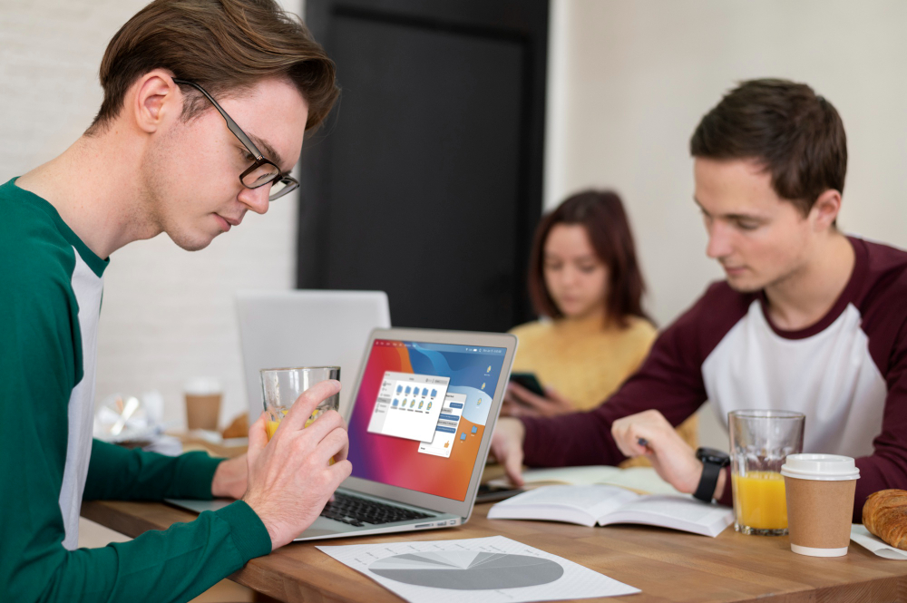 Implementing a robust platform for corporate learning brings a range of strategic advantages.